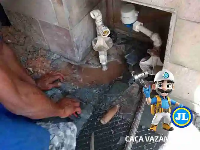 Vazamento de água no banheiro, vaso e caixa d’água em São Paulo